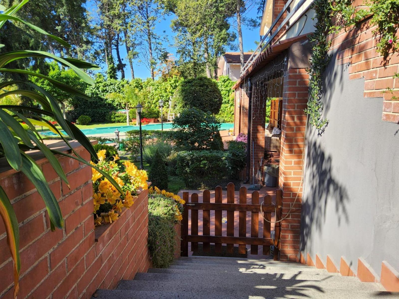Villa Con Piscina Villa Scott Del Bernese Nicolosi Bagian luar foto